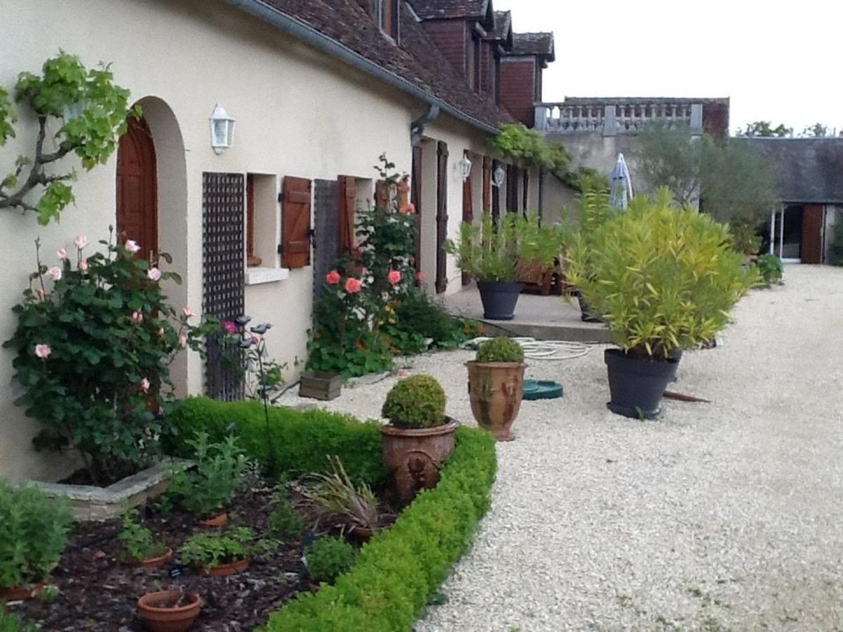 Gite Enchanteur Avec Jardin Prive Et Climatisation Pres Du Chateau D'Azay-Le-Ferron - Fr-1-591-457 Acomodação com café da manhã Exterior foto